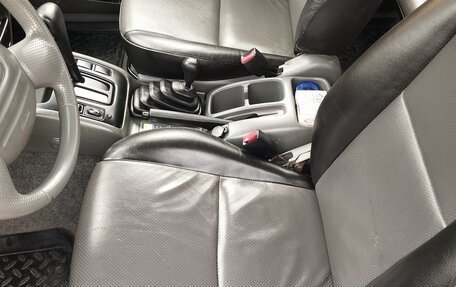 Chevrolet Tracker II, 2000 год, 880 000 рублей, 19 фотография