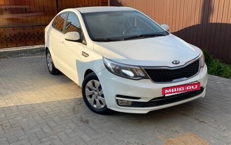 KIA Rio III рестайлинг, 2016 год, 950 000 рублей, 5 фотография