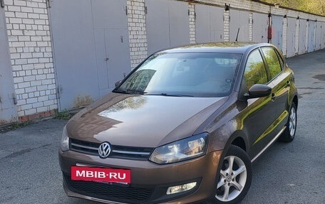 Volkswagen Polo VI (EU Market), 2014 год, 930 000 рублей, 2 фотография