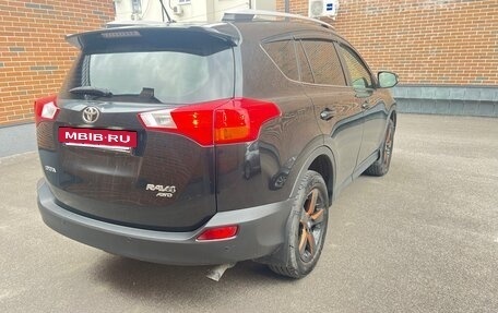 Toyota RAV4, 2013 год, 2 200 000 рублей, 4 фотография