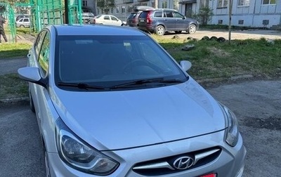 Hyundai Solaris II рестайлинг, 2013 год, 650 000 рублей, 1 фотография