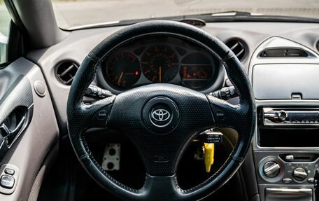 Toyota Celica VII рестайлинг, 2002 год, 650 000 рублей, 16 фотография