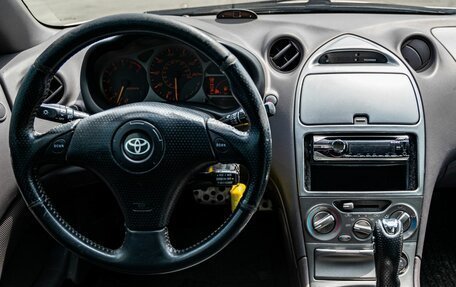 Toyota Celica VII рестайлинг, 2002 год, 650 000 рублей, 18 фотография
