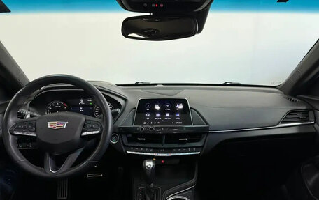 Cadillac CT4 I, 2021 год, 2 280 000 рублей, 7 фотография
