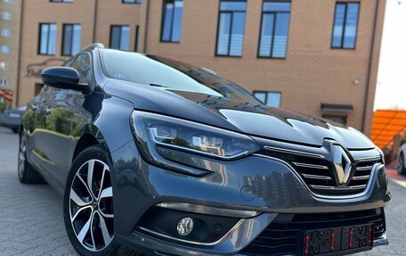 Renault Megane IV, 2019 год, 1 700 000 рублей, 14 фотография