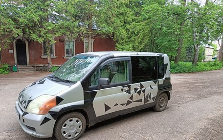 Honda Mobilio I, 2002 год, 350 000 рублей, 4 фотография
