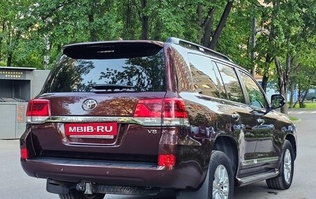Toyota Land Cruiser 200, 2018 год, 5 999 000 рублей, 13 фотография
