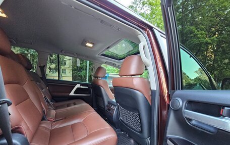 Toyota Land Cruiser 200, 2018 год, 5 999 000 рублей, 22 фотография