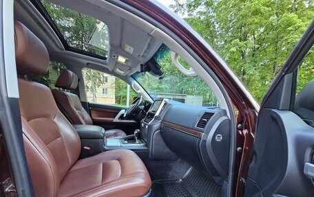 Toyota Land Cruiser 200, 2018 год, 5 999 000 рублей, 23 фотография