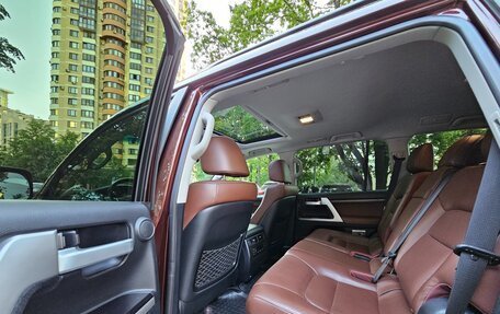 Toyota Land Cruiser 200, 2018 год, 5 999 000 рублей, 21 фотография