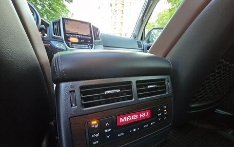 Toyota Land Cruiser 200, 2018 год, 5 999 000 рублей, 27 фотография