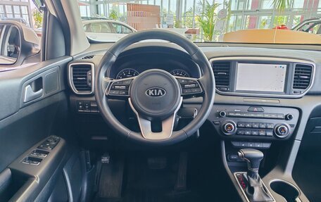 KIA Sportage IV рестайлинг, 2021 год, 2 690 000 рублей, 15 фотография
