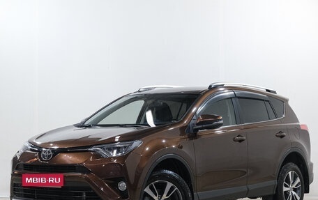 Toyota RAV4, 2018 год, 2 899 000 рублей, 4 фотография