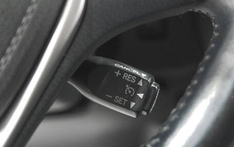 Toyota RAV4, 2018 год, 2 899 000 рублей, 13 фотография