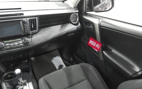 Toyota RAV4, 2018 год, 2 899 000 рублей, 15 фотография