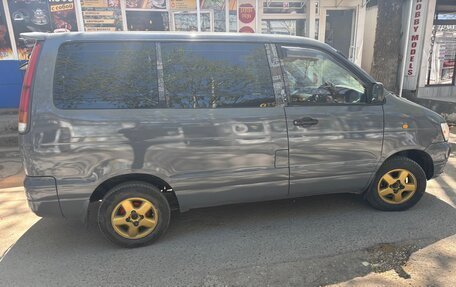 Toyota Town Ace III, 1998 год, 700 000 рублей, 3 фотография