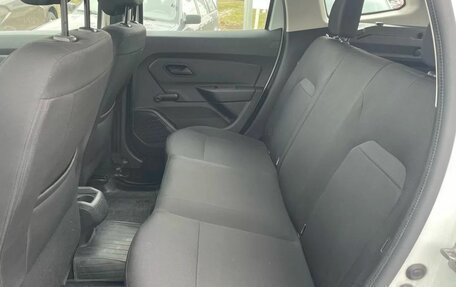 Renault Duster, 2021 год, 1 099 000 рублей, 13 фотография