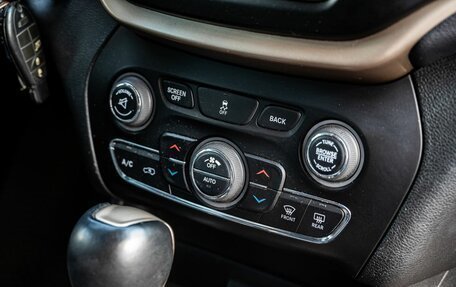 Jeep Cherokee, 2014 год, 1 800 000 рублей, 19 фотография