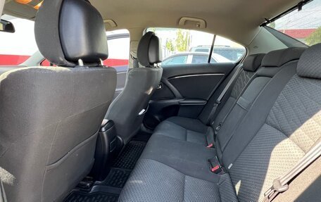 Toyota Avensis III рестайлинг, 2009 год, 1 050 000 рублей, 21 фотография