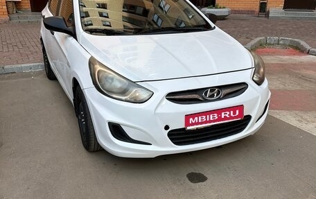 Hyundai Solaris II рестайлинг, 2014 год, 388 000 рублей, 1 фотография
