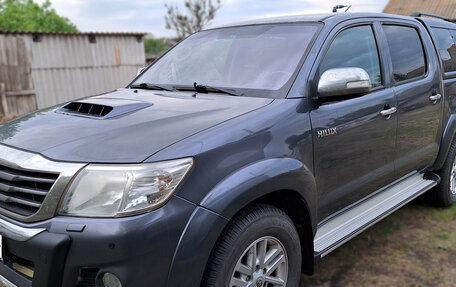 Toyota Hilux VII, 2012 год, 2 700 000 рублей, 1 фотография