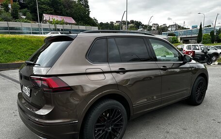 Volkswagen Tiguan II, 2017 год, 2 100 000 рублей, 5 фотография