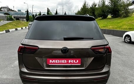 Volkswagen Tiguan II, 2017 год, 2 100 000 рублей, 6 фотография