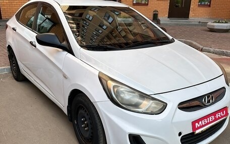 Hyundai Solaris II рестайлинг, 2014 год, 388 000 рублей, 6 фотография