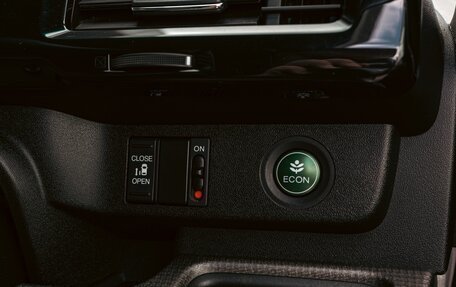 Honda Stepwgn IV, 2015 год, 1 595 000 рублей, 18 фотография