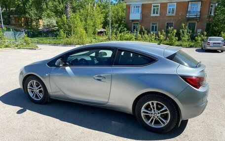 Opel Astra J, 2012 год, 730 000 рублей, 2 фотография