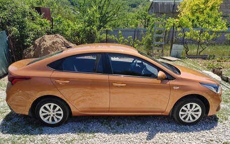 Hyundai Solaris II рестайлинг, 2017 год, 1 715 000 рублей, 3 фотография