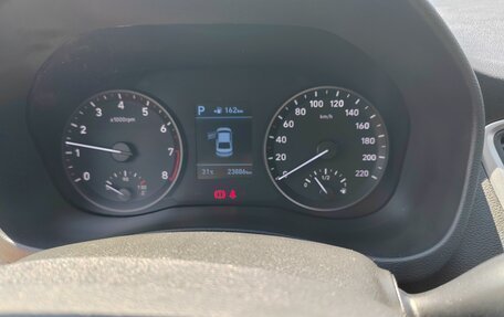 Hyundai Solaris II рестайлинг, 2017 год, 1 715 000 рублей, 10 фотография