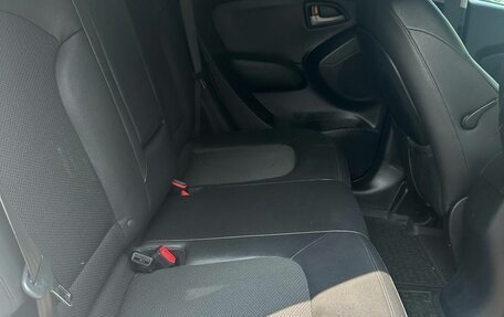 Hyundai ix35 I рестайлинг, 2013 год, 1 090 000 рублей, 23 фотография