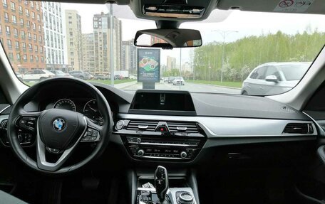 BMW 5 серия, 2017 год, 3 290 000 рублей, 9 фотография