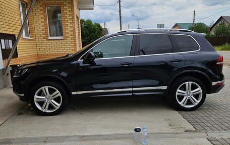 Volkswagen Touareg III, 2016 год, 2 950 000 рублей, 2 фотография