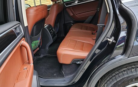 Volkswagen Touareg III, 2016 год, 2 950 000 рублей, 7 фотография