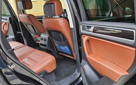 Volkswagen Touareg III, 2016 год, 2 950 000 рублей, 6 фотография