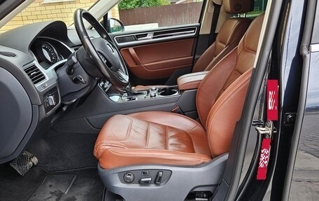 Volkswagen Touareg III, 2016 год, 2 950 000 рублей, 13 фотография