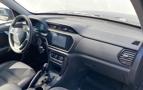 Chery Tiggo 3 I, 2017 год, 1 000 000 рублей, 9 фотография