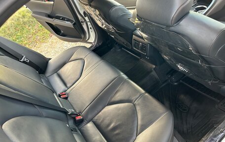 Toyota Camry, 2019 год, 3 200 000 рублей, 18 фотография