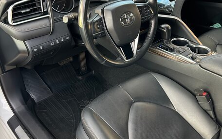 Toyota Camry, 2019 год, 3 200 000 рублей, 20 фотография