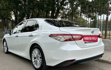 Toyota Camry, 2019 год, 3 200 000 рублей, 4 фотография