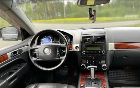Volkswagen Touareg III, 2004 год, 600 000 рублей, 12 фотография