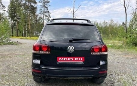 Volkswagen Touareg III, 2004 год, 600 000 рублей, 11 фотография
