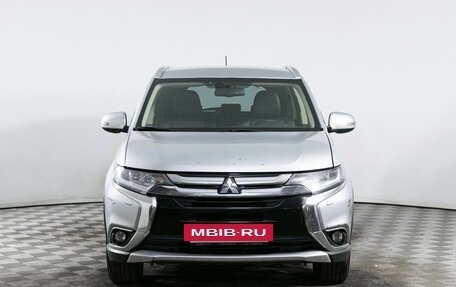 Mitsubishi Outlander III рестайлинг 3, 2015 год, 1 970 000 рублей, 2 фотография