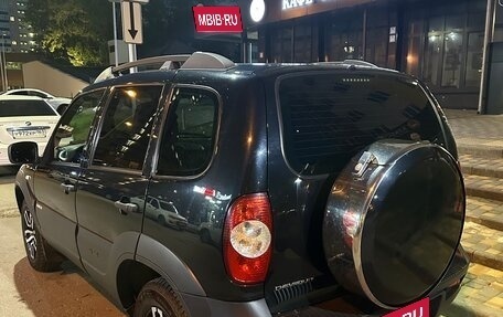 Chevrolet Niva I рестайлинг, 2018 год, 890 000 рублей, 3 фотография