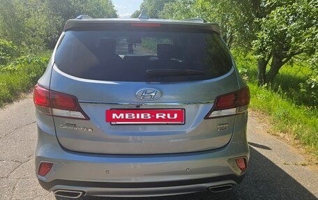Hyundai Santa Fe III рестайлинг, 2017 год, 2 500 000 рублей, 8 фотография
