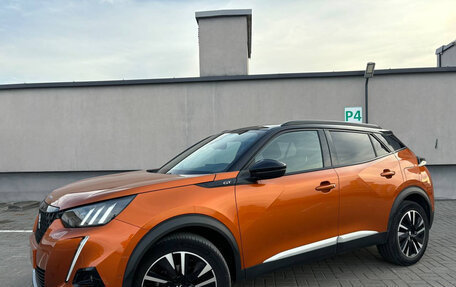 Peugeot 2008 II, 2021 год, 1 749 000 рублей, 2 фотография
