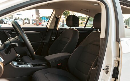 Volkswagen Passat B7, 2014 год, 1 195 000 рублей, 12 фотография