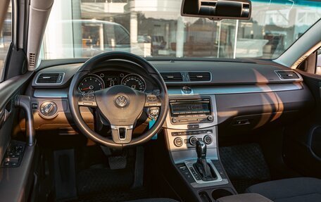 Volkswagen Passat B7, 2014 год, 1 195 000 рублей, 15 фотография